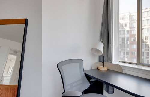 Chinatown Apartamento | Lovely Mount Vernon 2BR w/ Gym + W/D + Rooftop near metro, by Blueground