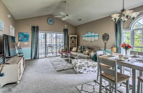 Central Myrtle Beach Apartamento | Lovely Myrtle Beach Condo 4 Mi to Boardwalk!