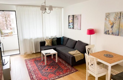Lehen Apartamento | Lovely NEW apartment, CENTRAL, free parking