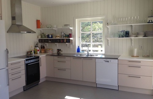 Fiskebackskil Casa | Preciosa casa nueva en Fiskebäckskil que tiene espacio para ocho huéspedes