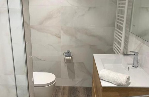 Belair Apartamento | Lovely One Bedroom Apartment in City Center with Parking, near Public Transport