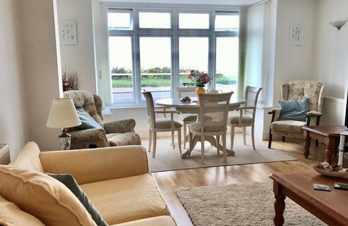 Southbourne Apartamento | Lovely one bedroom, ground floor apartment just 100m from the beach
