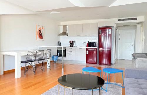 Gumussuyu Mahallesi Apartamento | Lovely Penthouse, Sea View&Terrace in Taksim