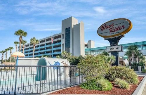 Myrtle Beach Apartamento | Lovely Pool Front Studio