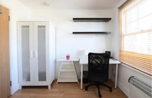 Euston Casa | Lovely Private Bedrooms in Euston, Central London