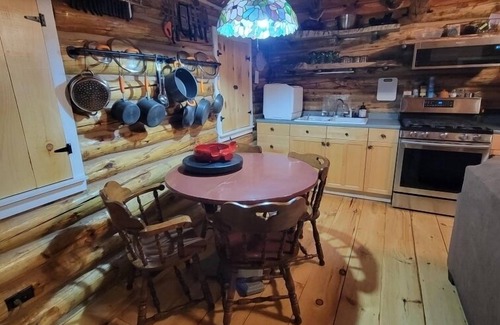 Madison Cabina | Lovely private cabin on 30 acres with walking trails & fire pit. 1 pet allowed