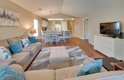 Carolina Forest Apartamento | Lovely River Oaks Condo with Resort Amenities!
