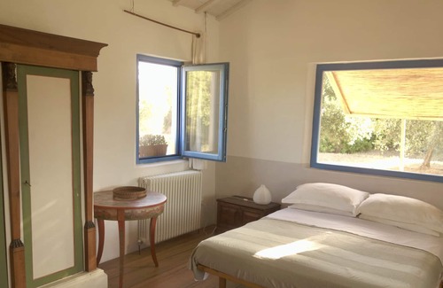 Sa Castangia Villa | Preciosa casa aislada en lo alto de una colina con vistas magníficas al paisaje