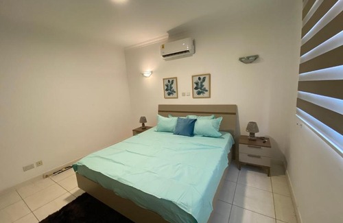 Cantonments Apartamento | Lovely, serene 3 bedroom with a pool @ cantonments