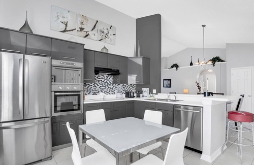 Bridgewater Crossing Casa | Lovely, Single Storey Vacation Home Overlooking Water