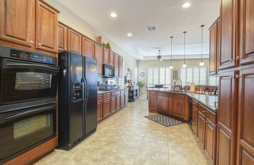 Trilogy Casa | Lovely single story home located in the active adult 55+ community of Trilogy at Power Ranch.