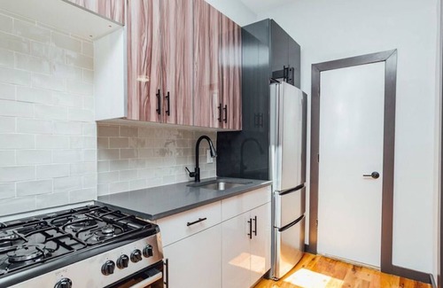 Crown Heights Apartamento | Lovely Skylight 2 bedroom apartment
