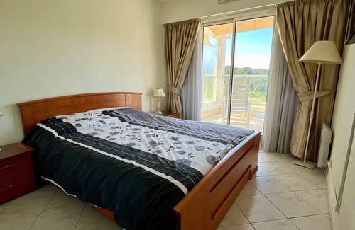 Mandelieu-La-Napoule Apartamento | Lovely spacious nest with pool