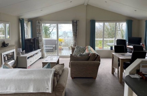 Bucks Cross Cabina | Lovely spacious lodge overlooking the Atlantic Ocean