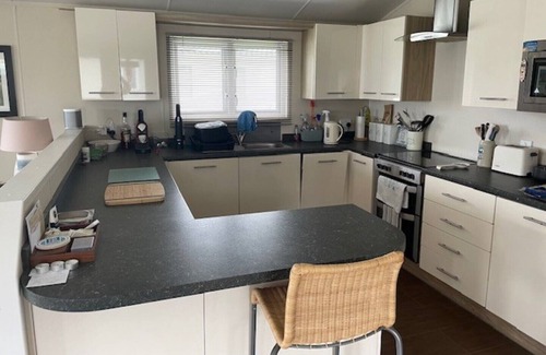 Bucks Cross Cabina | Lovely spacious lodge overlooking the Atlantic Ocean