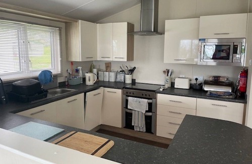 Bucks Cross Cabina | Lovely spacious lodge overlooking the Atlantic Ocean