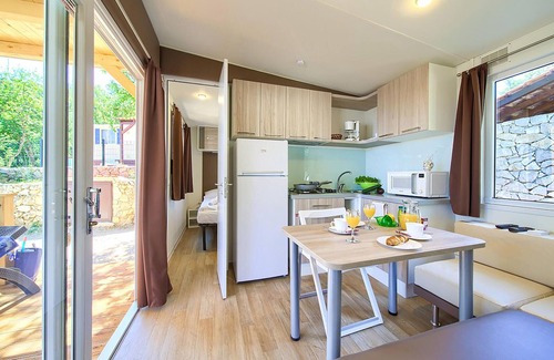 Brzac Casa | Preciosa caravana en Glavotok