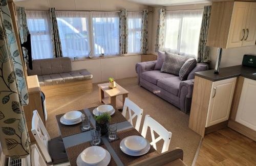 Great Houghton Casa | Lovely Static Caravan at Billing Aquadrome