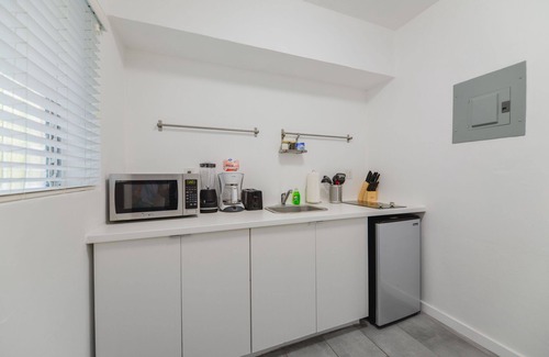 Northeast Miami Condominio | Lovely Studio 15 min from the beach