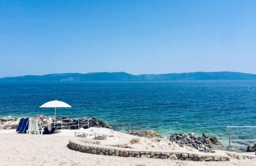 Ravni Apartamento | Lovely studio apartment Mare e Sole