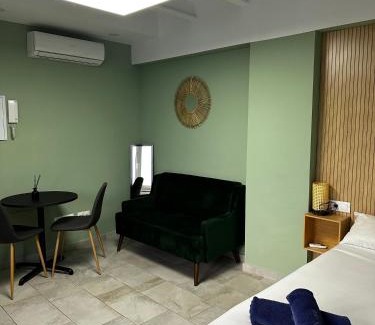 Perchel Norte Apartamento | Lovely studio apartment with terrace