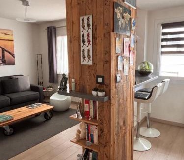 Prado - Republique Apartamento | Lovely Studio Cannes