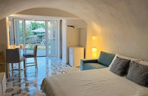 Fiaiano Apartamento | Lovely studio apartment in the Villa NOLELU with sea view