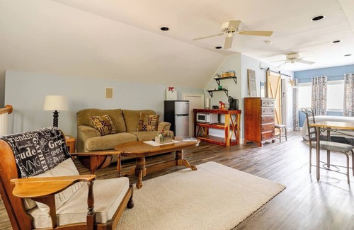 Arab Apartamento | Lovely Studio Loft with Pool