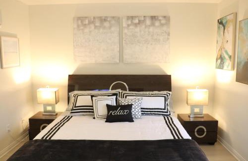 Downtown Apartamento | LOVELY STUDIO ON THE PROMENADE! free parking