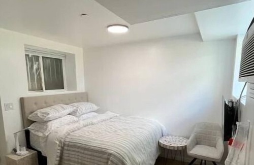 Mariners Harbor Apartamento | Lovely studio on Staten Island, New York