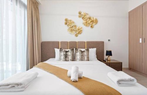Jadaf Apartamento | Lovely Studio with Cozy Balcony and Outdoor Pool