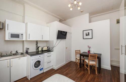 Somers Town Apartamento | Lovely Studio with park view in Camden Kings Cross Zone1