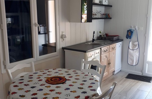 LʼAiguillon-sur-Mer Casa | Bonita casa soleada, llena de encanto, bien ubicada, junto al mar.