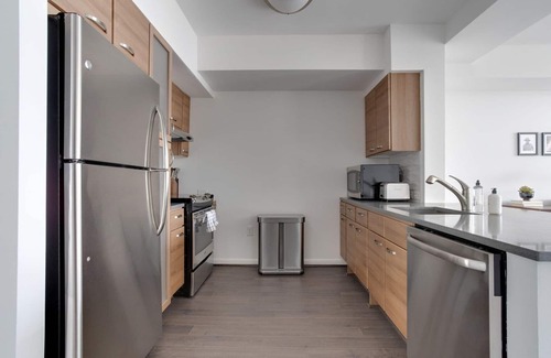 McLean Apartamento | Lovely Tysons Corner 1BR w/ Concierge & W/D, nr Bars, by Blueground