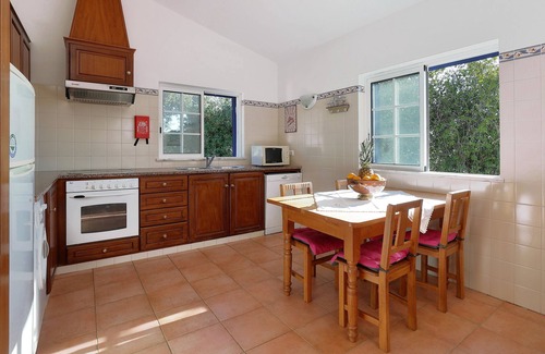 Monchique Casa | Villa encantadora, perfecta para unas vacaciones relajantes, con piscina y vista a la costa.