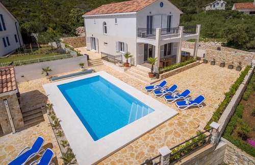 Premuda Villa | Lovely Villa Temida, on the Island Premuda