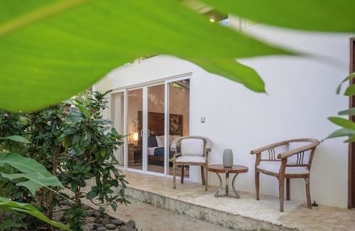 Playa Guiones Villa | Lovely Villa with private path to Surf in Guiones