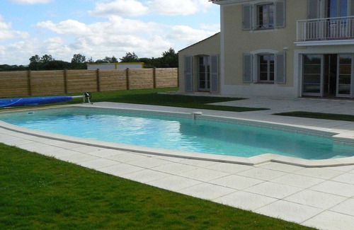 Coex Villa | Villa de lujo con piscina privada climatizada tiene capacidad para 9