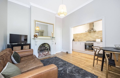 South Fremantle Apartamento | Lovely warm and bright private apartment located in the heart of South Fremantle