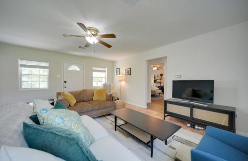 Wimberley Casa | Lovely Wimberley Vacation Rental with Yard!