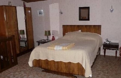 Violes Villa | Encantadora casa del enólogo en medio de un jardín paradisíaco en Violés 84