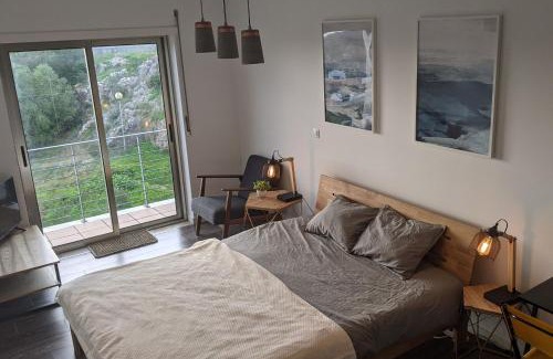 Santana Apartamento | LovelyStay - Sesimbra 3BDR Apartment W/Terrace