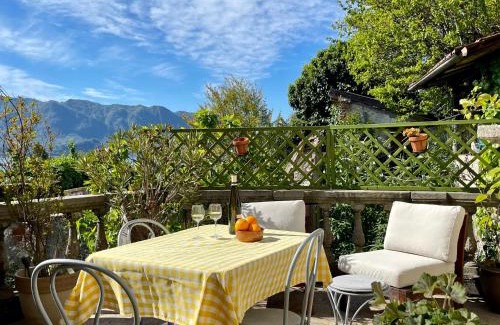 Resiga Apartamento | Lovenest: romantic apartment overlooking the lake
