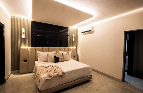 Santiago de los Caballeros Hotel | Lovera Hotel