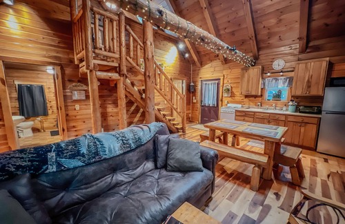 Laurelville Cabina | Lovers Loft Cabin-Cabaña-Baño Privado-Estándar