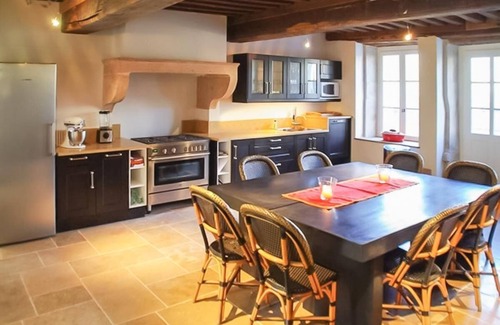 Ivry-en-Montagne Otro | LOVERS OF "THE CHIC COUNTRYSIDE"- AN 18TH CENT INN IN BURGUNDY
