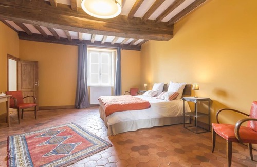 Ivry-en-Montagne Otro | LOVERS OF "THE CHIC COUNTRYSIDE"- AN 18TH CENT INN IN BURGUNDY
