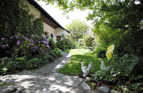 Bittelschieß Condominio | Apartamento amueblado con gusto en el campo