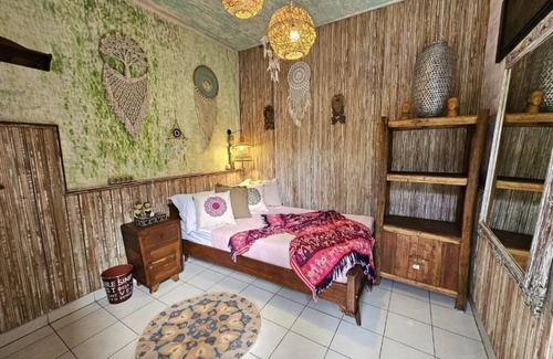 Lovina Hotel | Lovina Loca