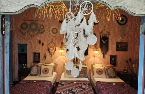 Lovina Hotel | Lovina Loca
